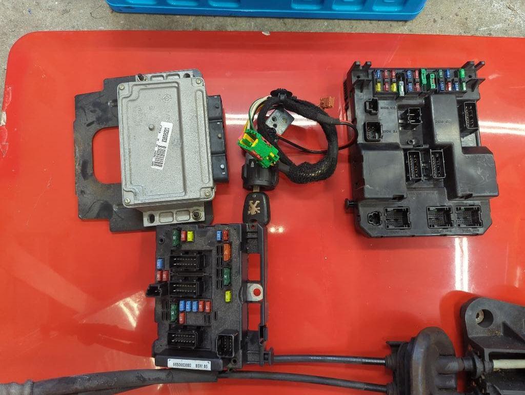 Peugeot Citroen RFK 180PK ECU + BSI + Sleutel + IMMO + Kabel, Auto-onderdelen, Ophalen of Verzenden, Gebruikt, Citroën