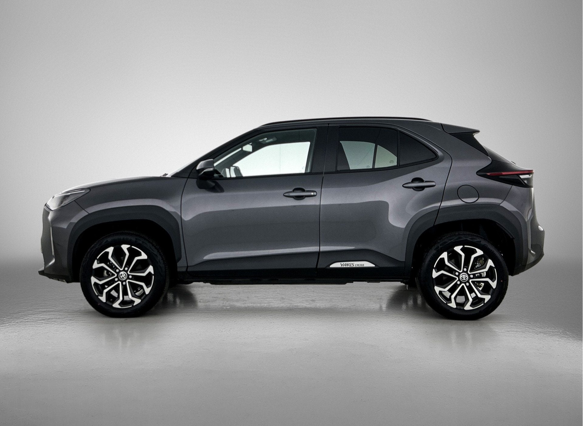 Toyota Yaris Cross 1.5 Hybrid Business Plus AWD | BTW Voertu, 12 maanden, Stof, Gebruikt, 116 pk