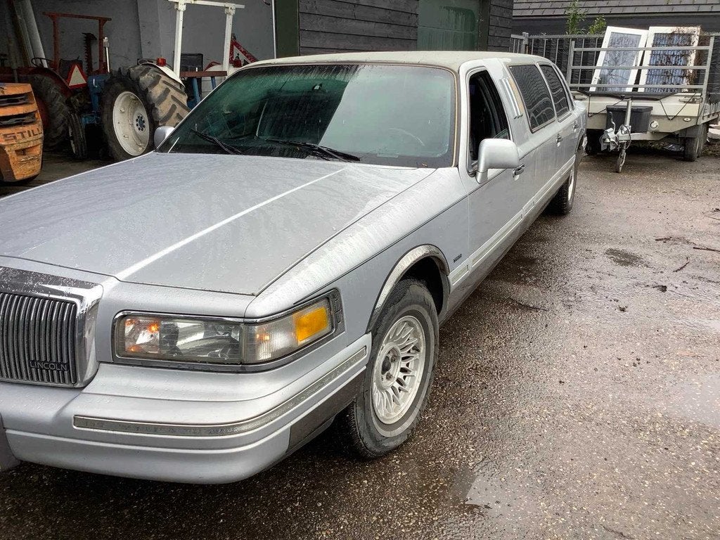 1997 Lincoln Town Car limosine, Auto's, Gebruikt, 8 stoelen, Town Car, Bedrijf