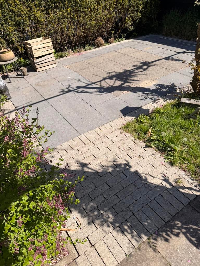 Betontegels 50x50 + klinkers, Tuin en Terras, Tegels en Klinkers, Ophalen, Zo goed als nieuw, Beton, Terrastegels