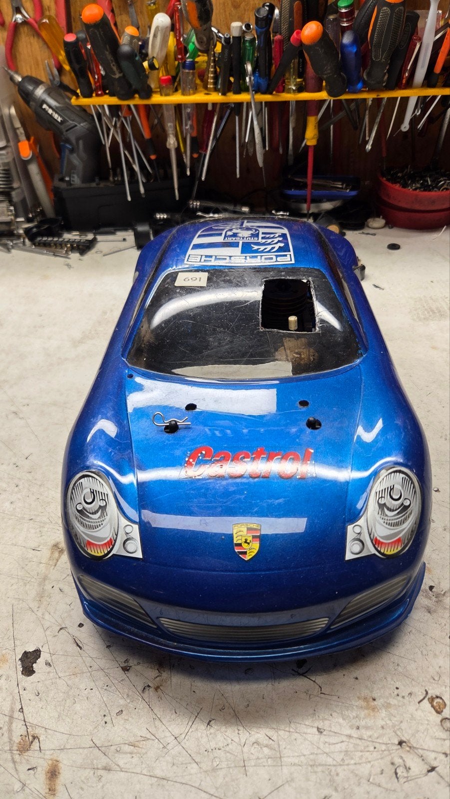 Te koop leuke kyosho, Gebruikt, Auto offroad, Ophalen of Verzenden, Schaal 1:10