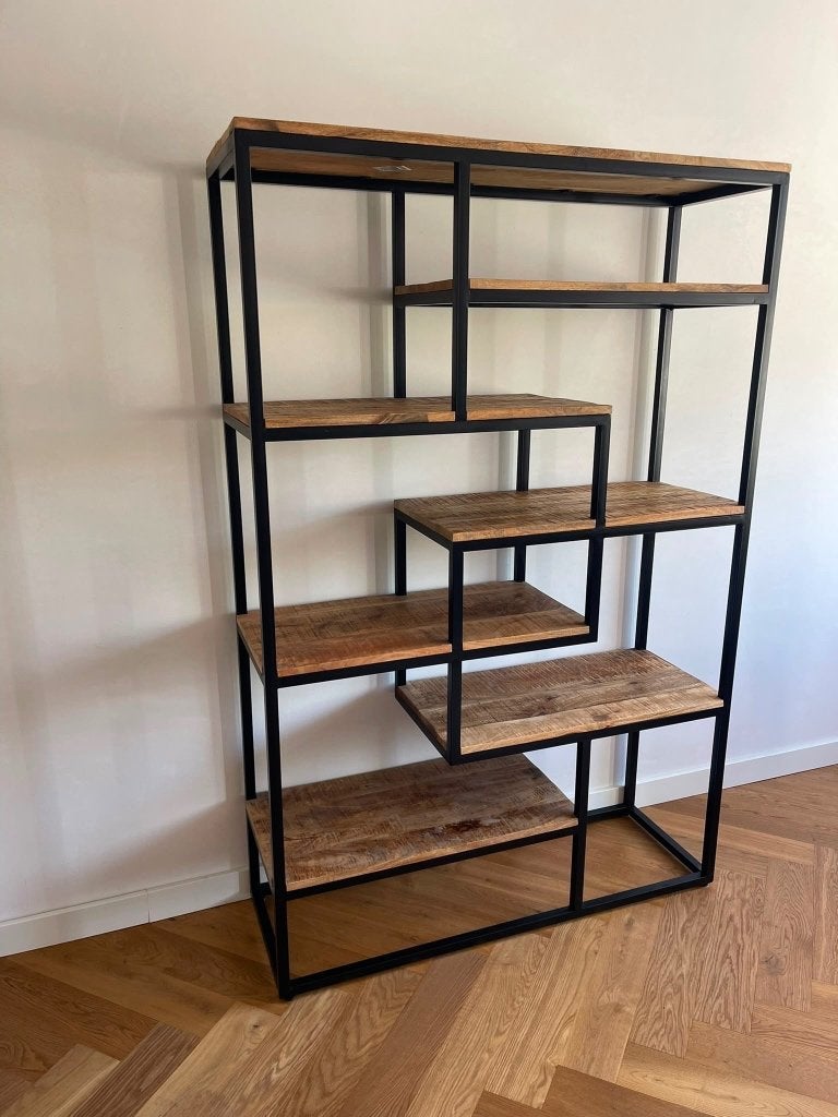 Boekenkast, Ophalen, Met plank(en), 100 tot 150 cm, Zo goed als nieuw