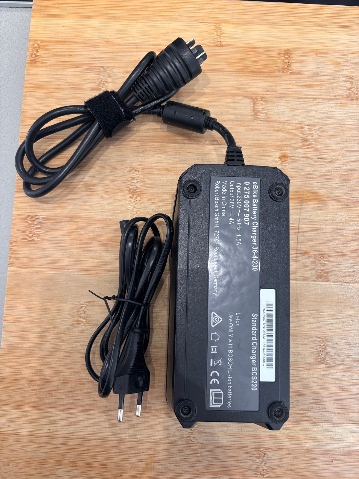 Bosch eBike Acculader 36V 4A - Standaard Lader, Ophalen, Gebruikt