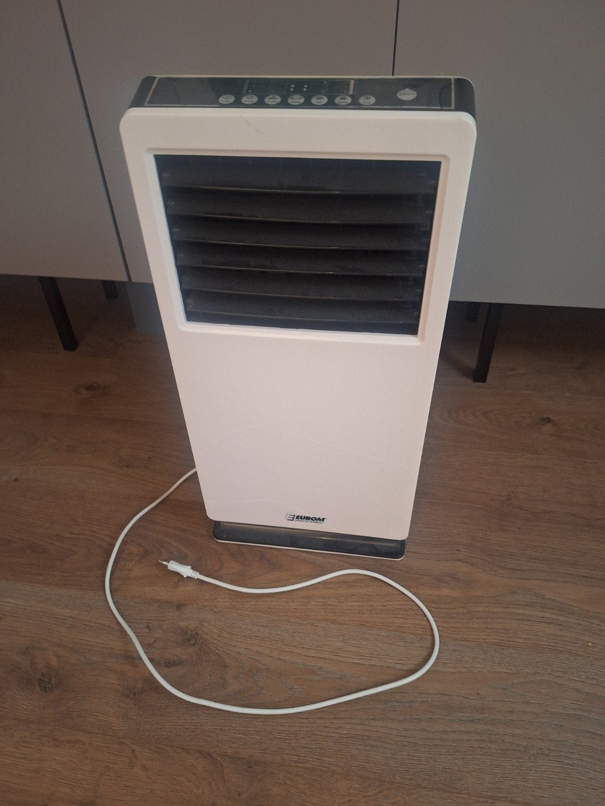Eurom Air Cooler - Goed werkend, licht verkleurd, Ophalen, Gebruikt, Staande ventilator