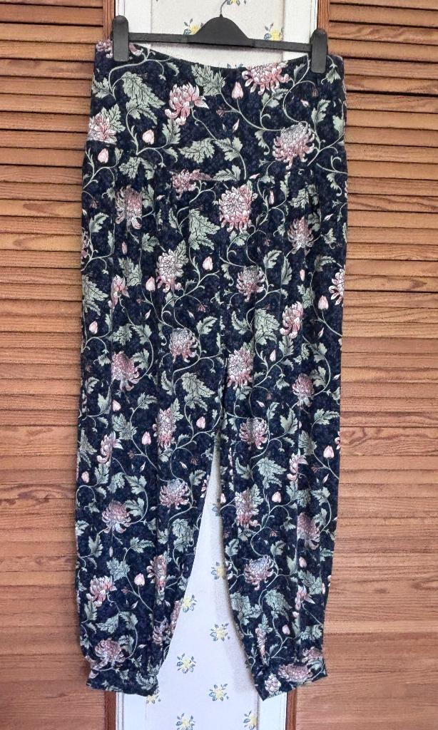 Bon Prix grijs multi harem broek maat 48/50 NIEUW, Kleding | Dames, Broeken en Pantalons, Maat 46/48 (XL) of groter, Nieuw, Ophalen of Verzenden