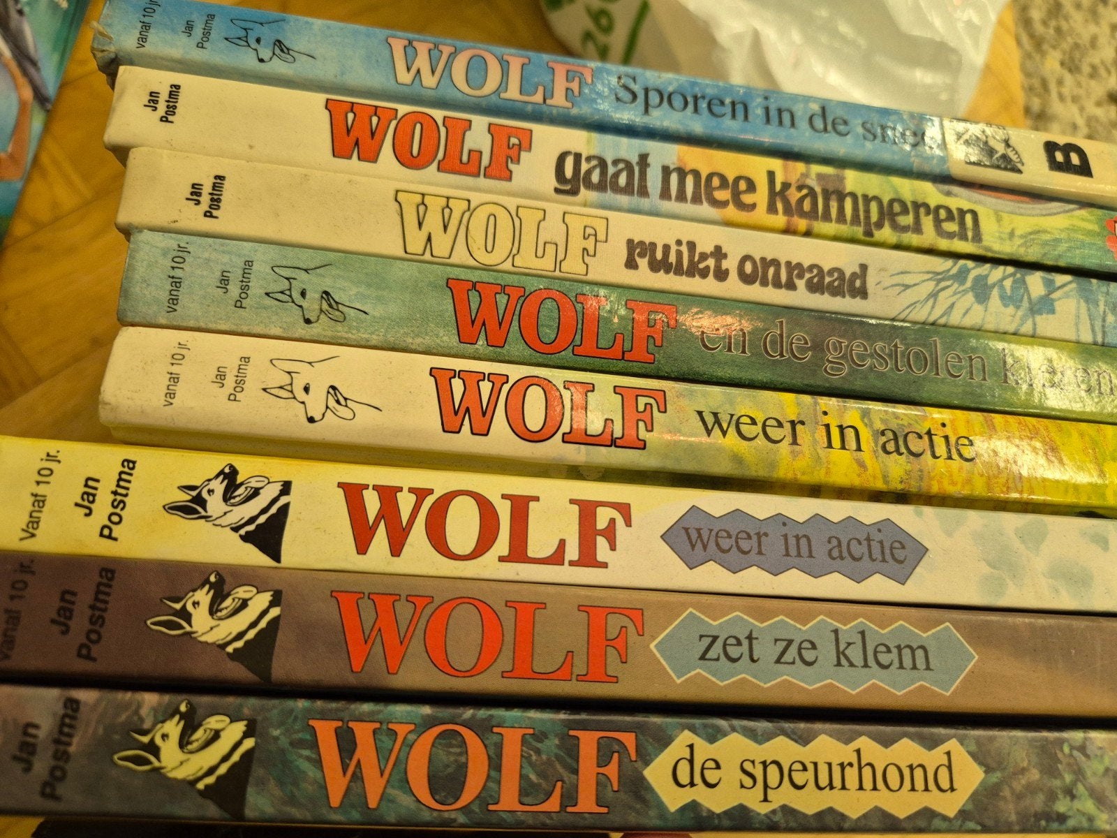 Diverse boeken: Romanboeket, Doktersroman, Dolfijnen & Wolf, Boeken, Ophalen of Verzenden, Gelezen, Diverse auteurs, Nederland