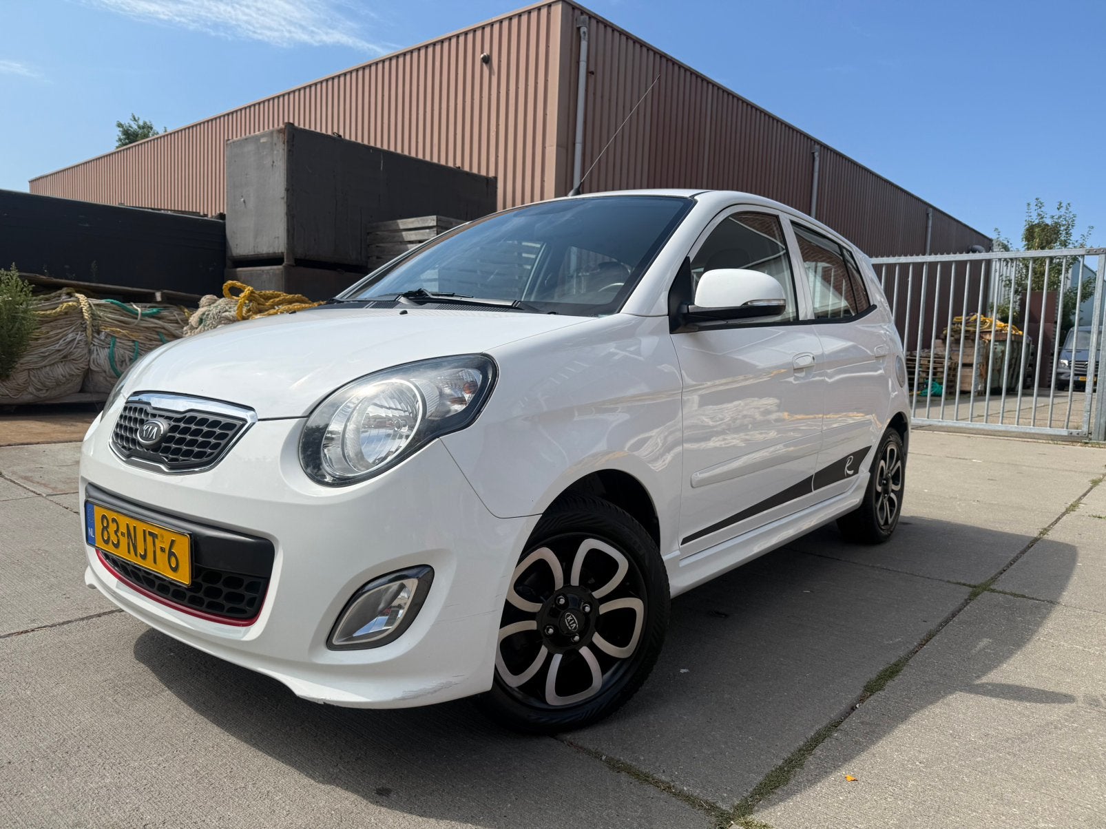 Kia Picanto 1.1R-Sport / Dealeroh /Nr 84 van 130 /1 Jaar APK, Auto's, 4 cilinders, 400 kg, Wit, Origineel Nederlands