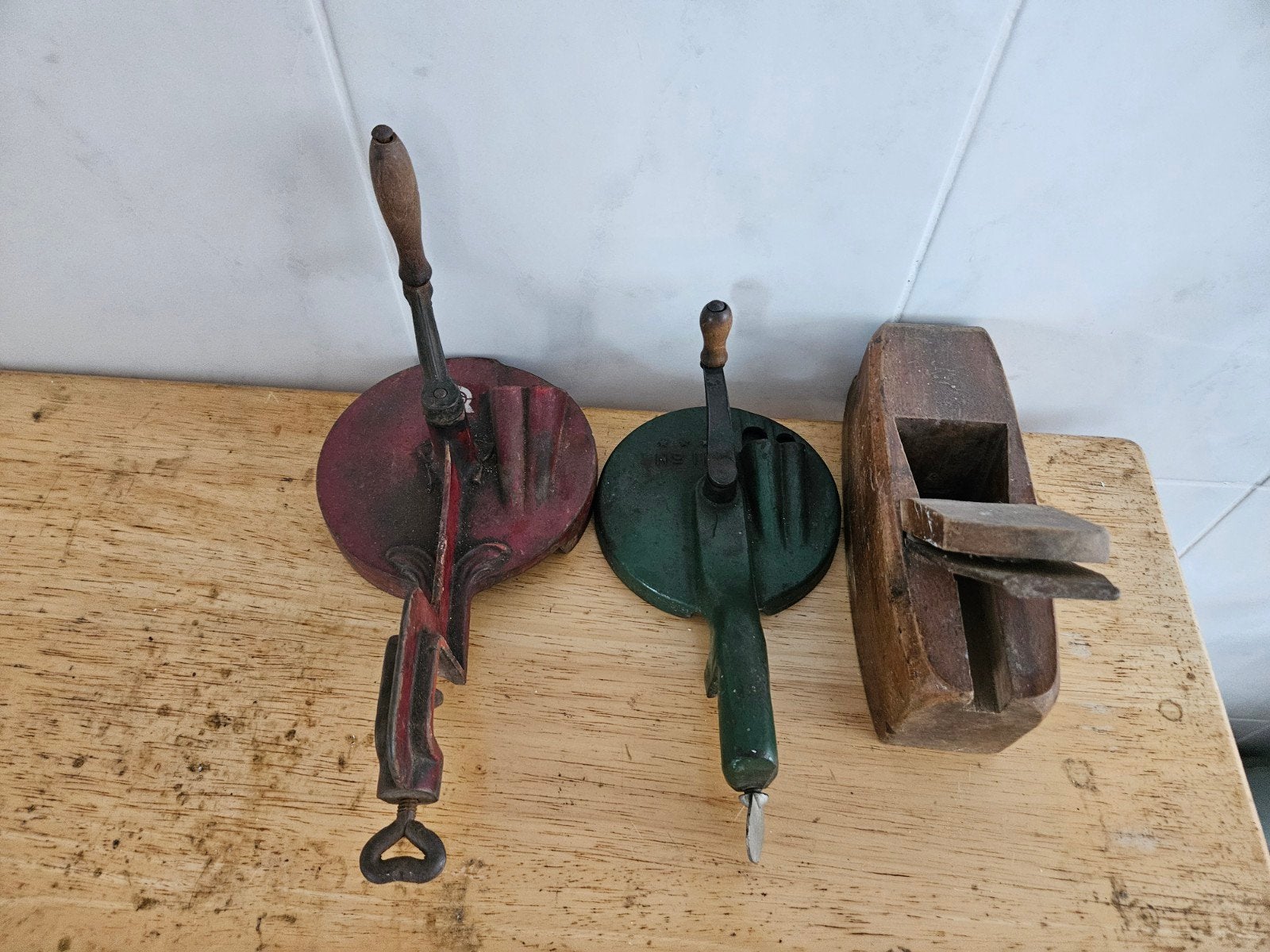 Antieke bonensnijders & houten blokschaaf - Decoratieve set, Ophalen