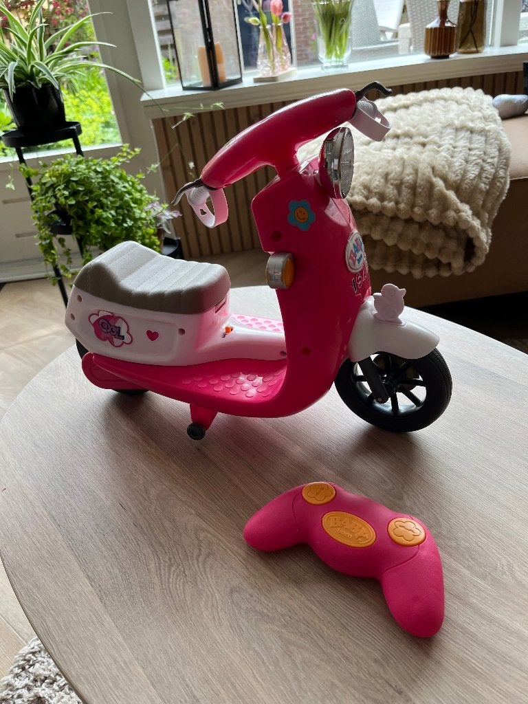 Baby Born scooter, Ophalen of Verzenden, Gebruikt, Overige typen