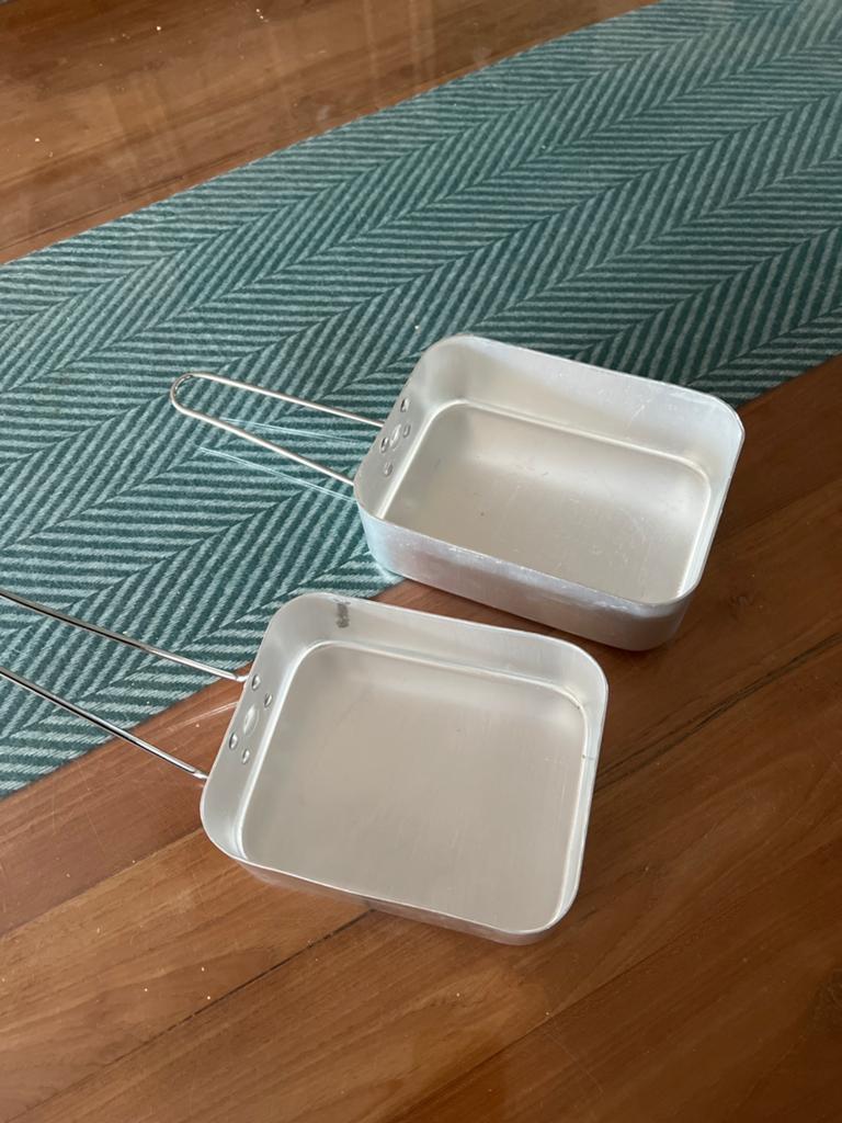 2 nieuwe Mess Tins Gamellen camping 16 18cm legerpan, Geenidee, Nieuw, Ophalen of Verzenden, Echtwelonzin@handel.nl