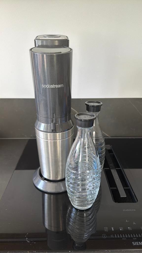 Sodastream bruiswatermaker - Zo goed als nieuw, Ophalen of Verzenden, Zo goed als nieuw