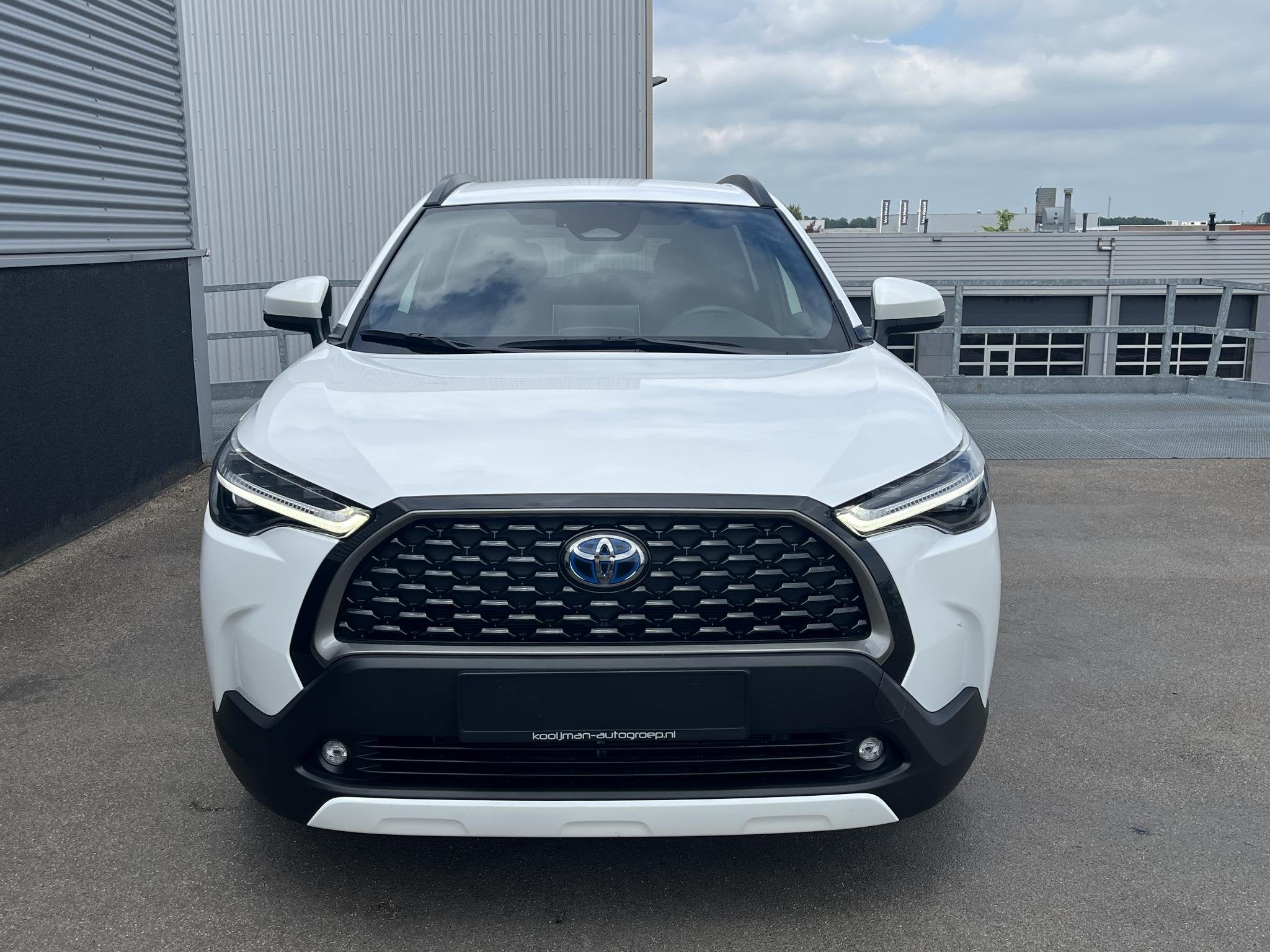 Foto 5 van Toyota Corolla Cross Hybrid 200 Dynamic MEERDERE KLEUREN LEV