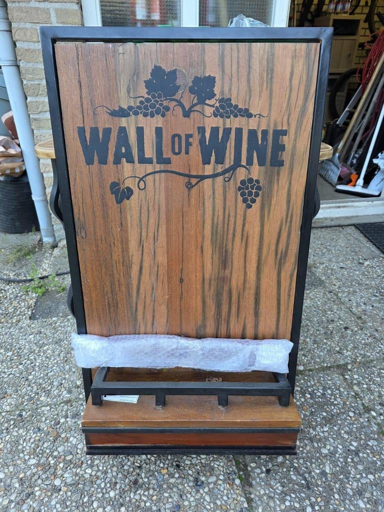 Nieuwe Wijnfles Houder 'Wall of Wine' - Hout & Metaal, Huis en Inrichting, Woonaccessoires | Wijnrekken, Nieuw, Ophalen of Verzenden