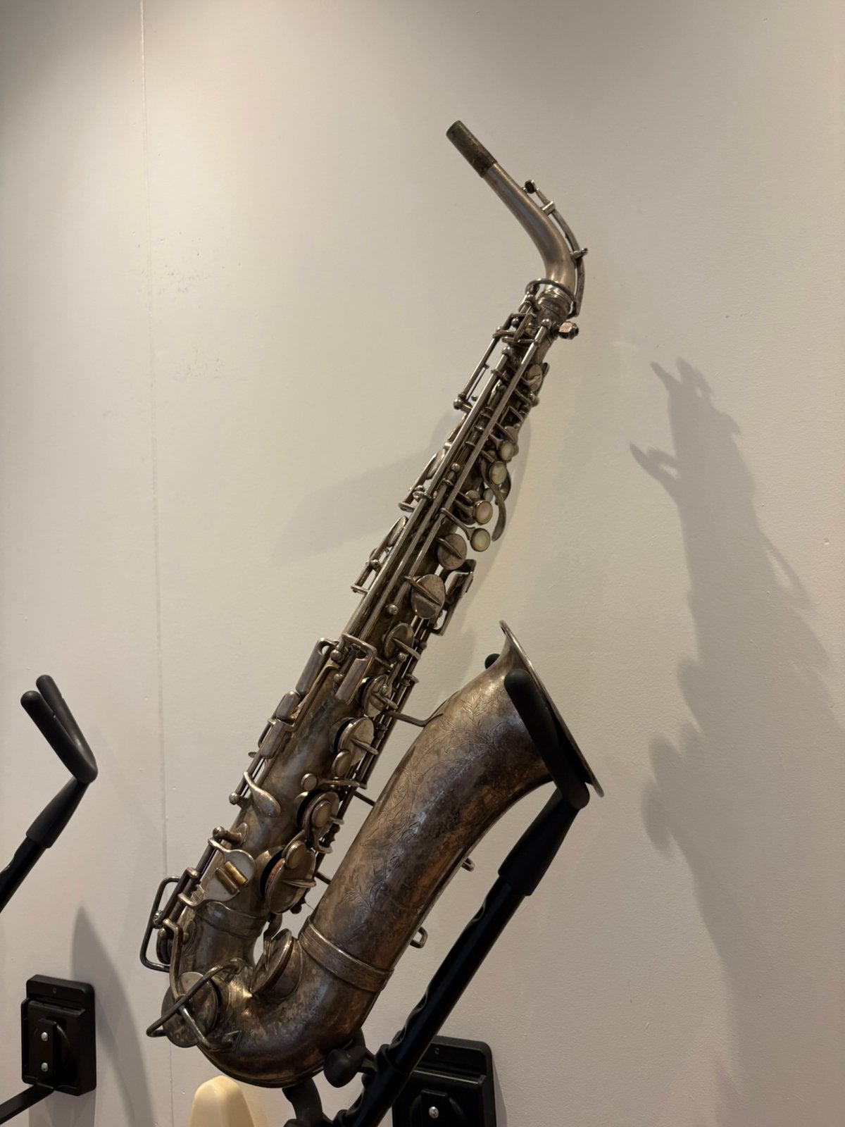 Oude sax opknapper / onderdelen / decoratie, Ophalen of Verzenden, Zo goed als nieuw, Alt, Met koffer