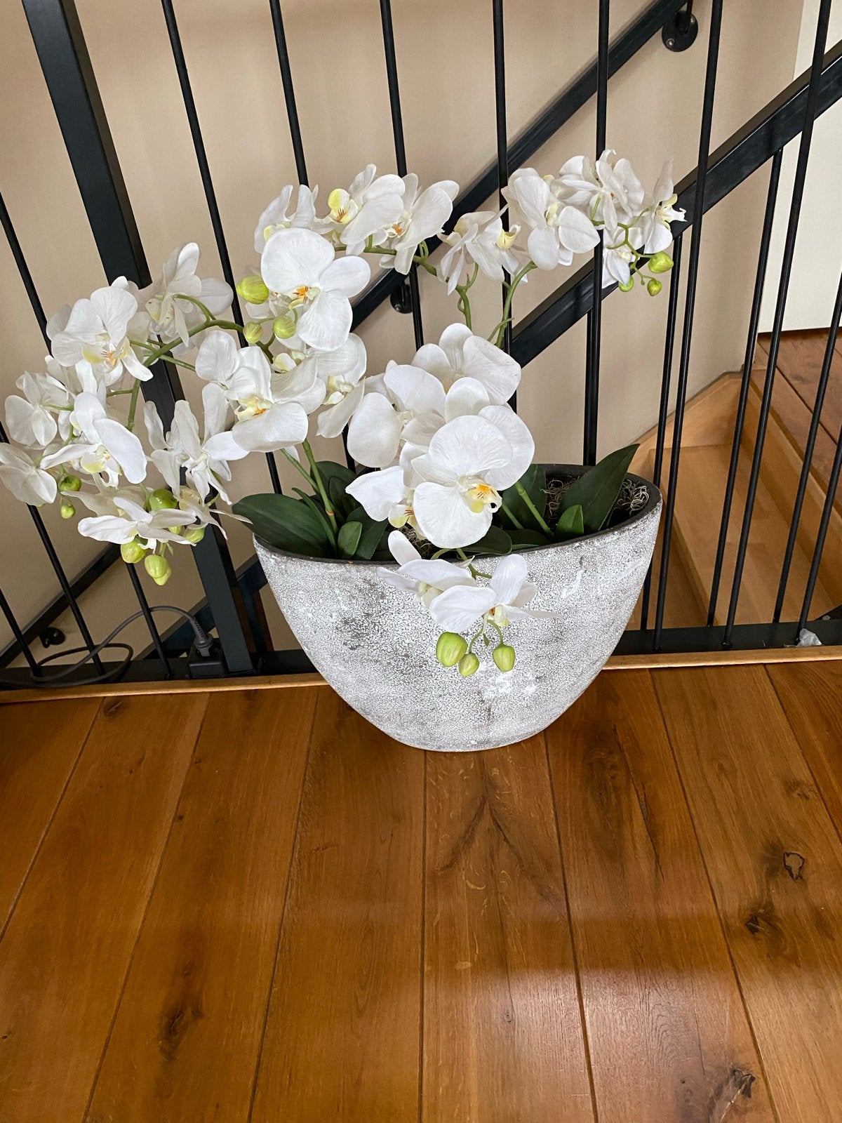 Prachtige kunst orchideeën in sierlijke pot, Huis en Inrichting, Ophalen, Binnen, Kunstbloem, Kunststof