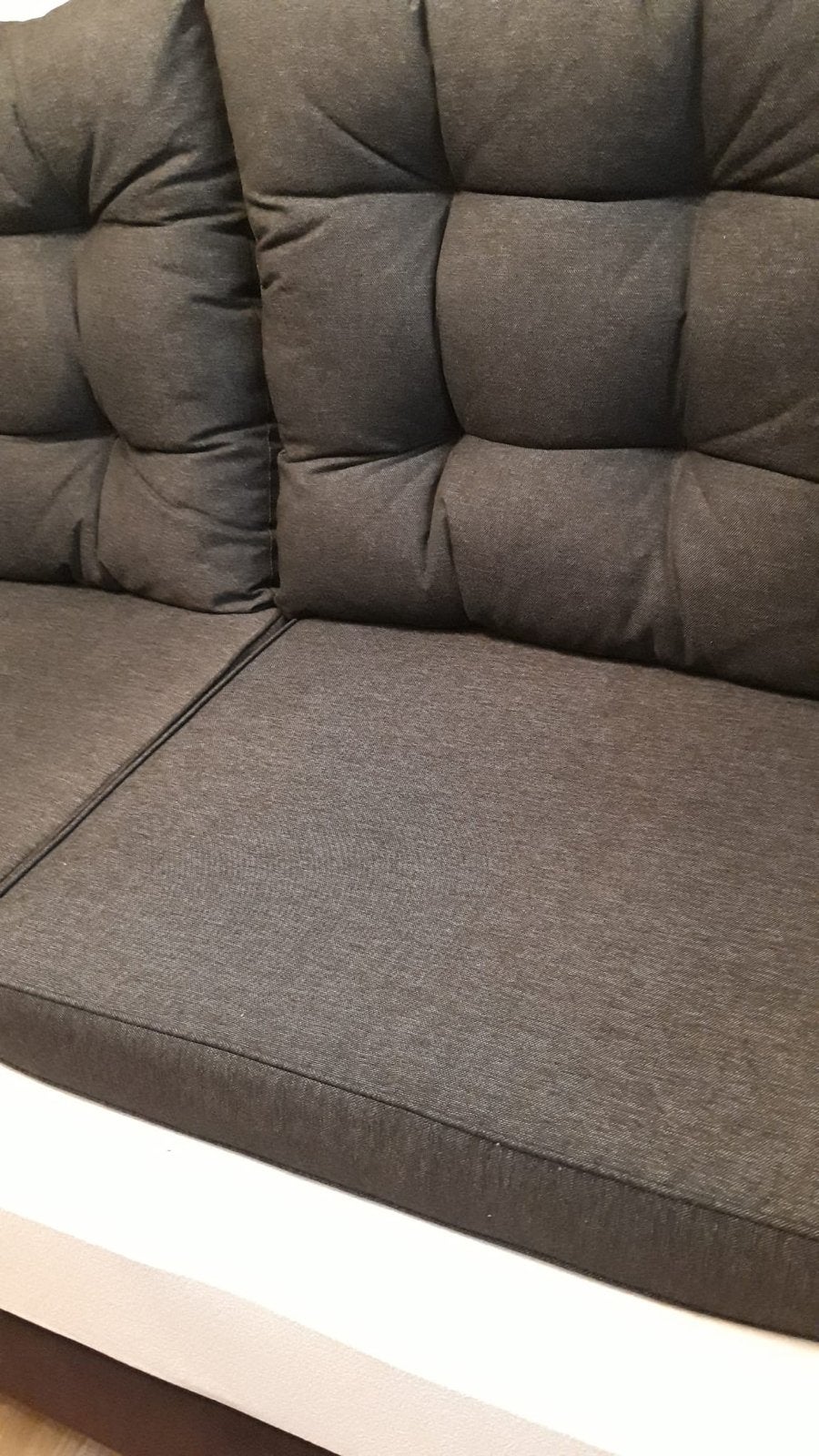 2 sets gloednieuwe, dikke zwarte kussens 70x70 cm, Ophalen, Overige merken, Inclusief binnenkussen, Zwart