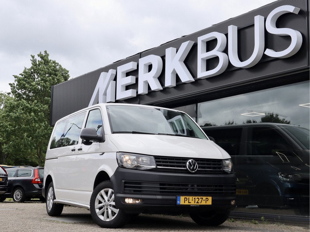 Volkswagen Transporter Kombi 2.0 TDI DSG 8 PERSOONS, Auto's, Volkswagen, Gebruikt, 150 pk, 255 €/maand, 2500 kg