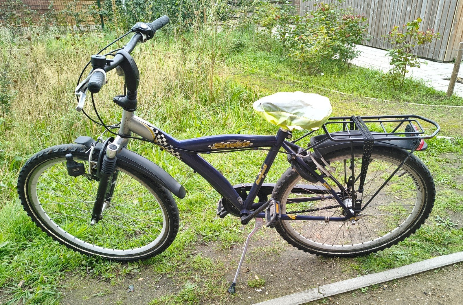 Batavus Snake 26 inch fiets 


• Wielmaat: 26 inch
• Framety, Fietsen en Brommers, Terugtraprem, Gebruikt, Versnellingen, Batavus Snake fiets