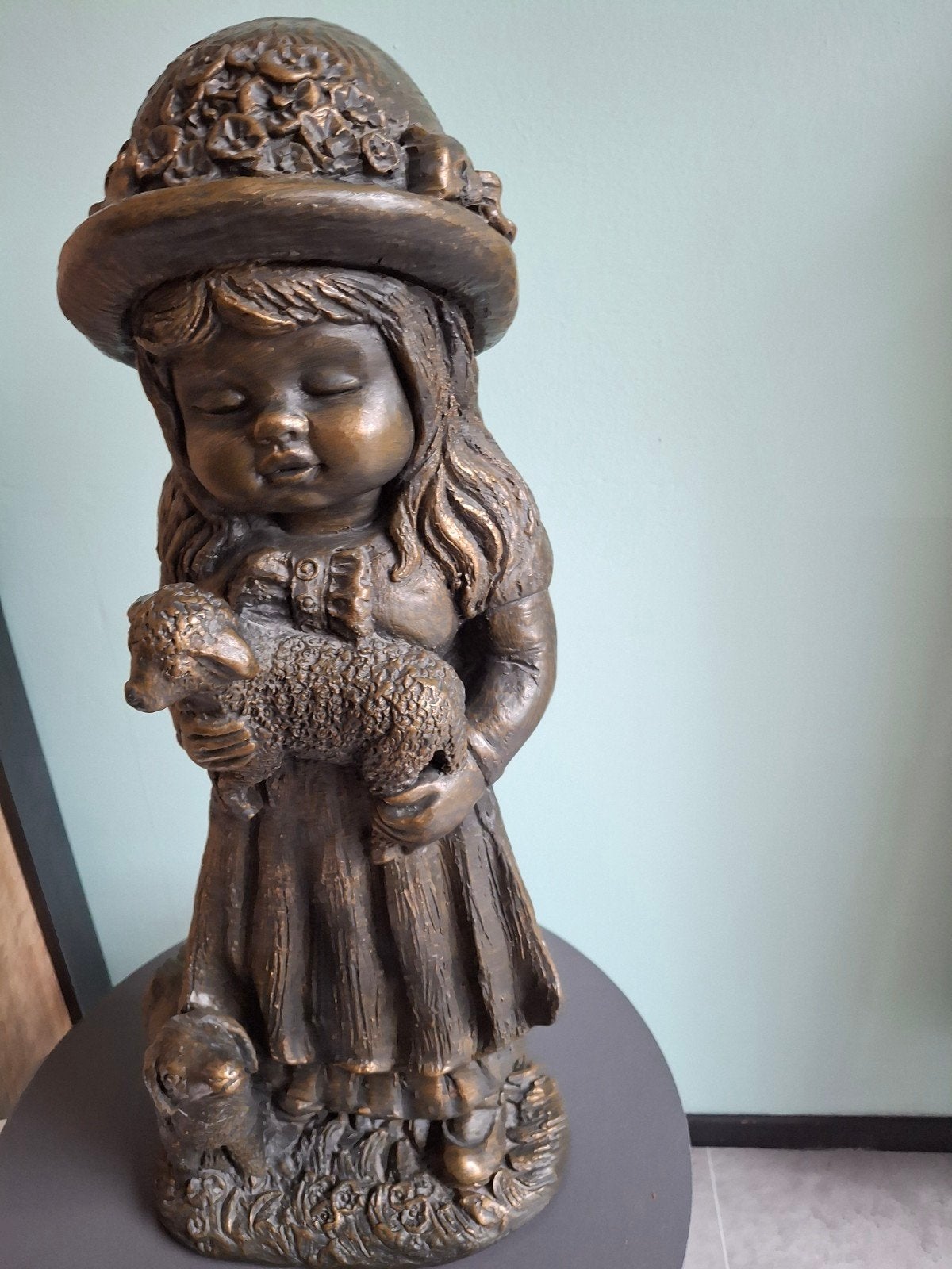 Decoratief beeldje meisje met lam - 60cm hoog, Ophalen