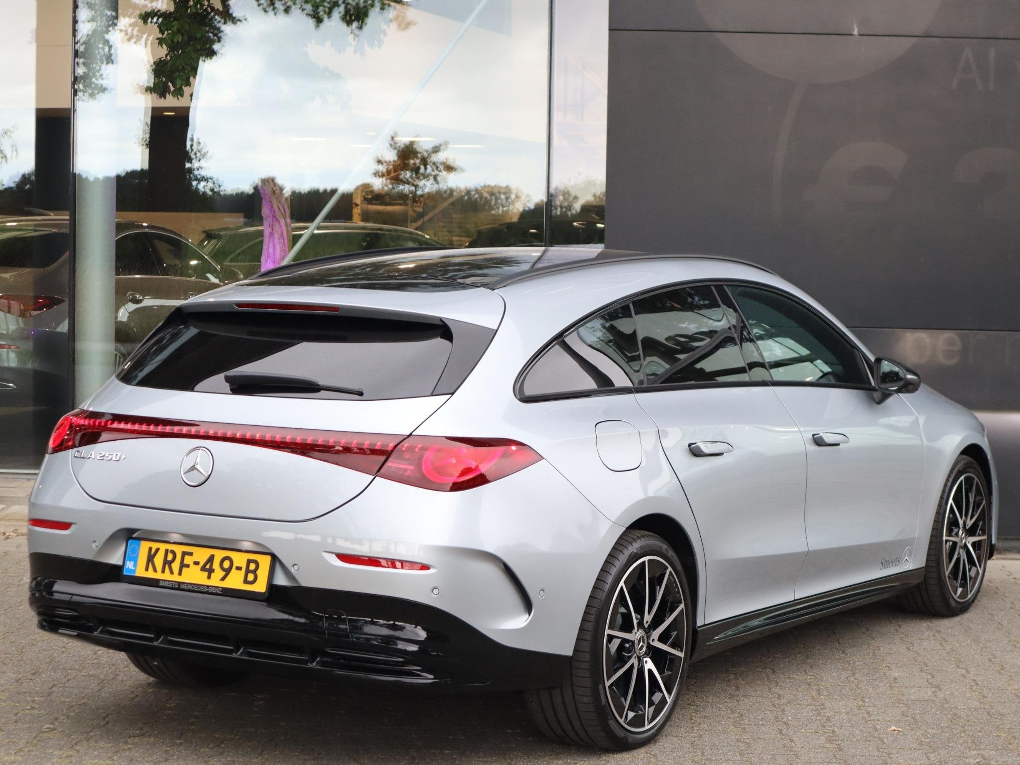 Mercedes-Benz CLA-klasse Shooting Brake 250+ Business Soluti, Auto's, Mercedes-Benz, CLA, Zwart, Origineel Nederlands, 16 min