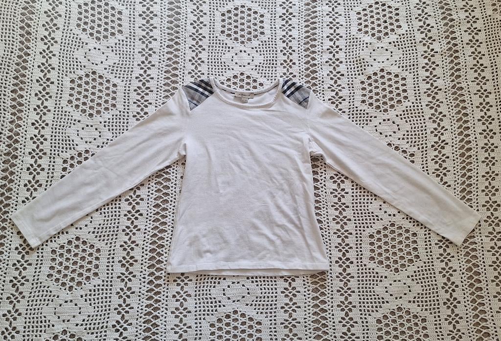 Burberry longsleeve wit 140, Ophalen of Verzenden, Zo goed als nieuw, Jongen of Meisje, Shirt of Longsleeve