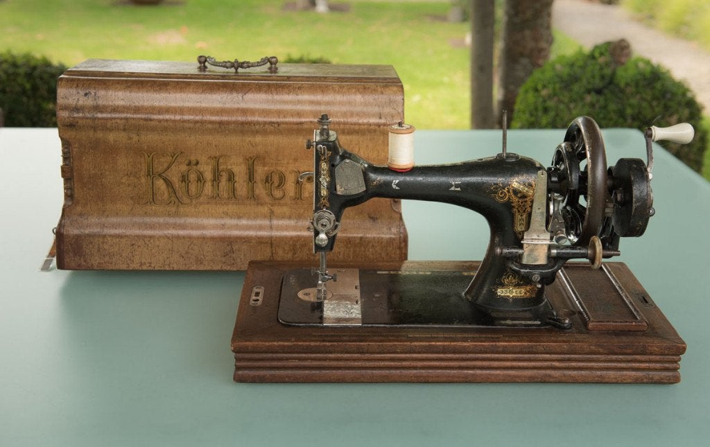 Antieke Köhler naaimachine,, Antiek en Kunst, Antiek | Naaimachines, Ophalen of Verzenden