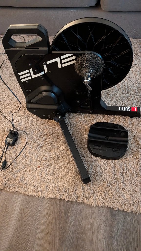Elite Suito Fietstrainer incl. cassette, Sport en Fitness, Ophalen, Gebruikt, Overige typen