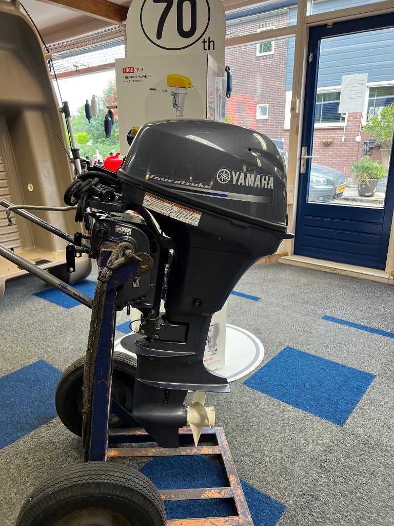 Yamaha F9.9 uit 2024 | kortstaart en afstandbediening, Watersport en Boten, Buiten- en Binnenboordmotoren, Ophalen, 5 tot 10 pk