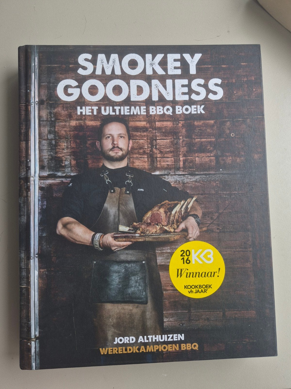 Smokey Goodness: Het Ultieme BBQ Boek - Jord Althuizen, Boeken, Kookboeken, Jord Althuizen, Ophalen of Verzenden, Zo goed als nieuw