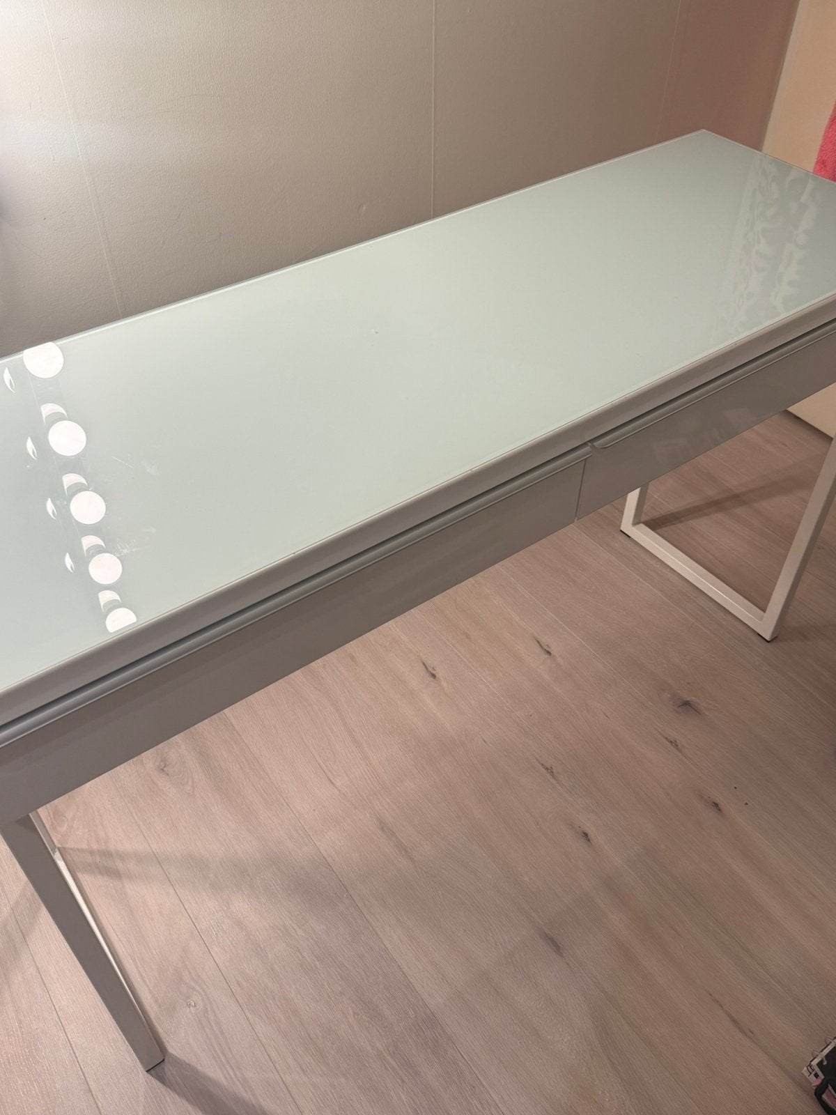 Bureau met lades, Huis en Inrichting, Tafels | Kaptafels, Ophalen, Overige materialen, 100 tot 150 cm, Nieuw
