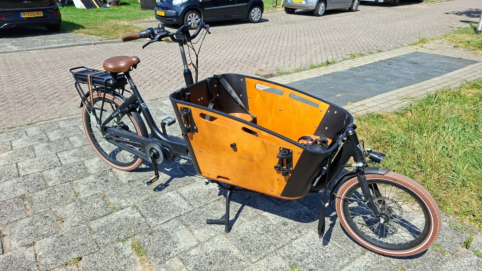 Vogue Carry 2 Elektrische Bakfiets – Slechts 811 km!, Fietsen en Brommers, Fietsen | Bakfietsen, Ophalen, Zo goed als nieuw, 4 kinderen of meer