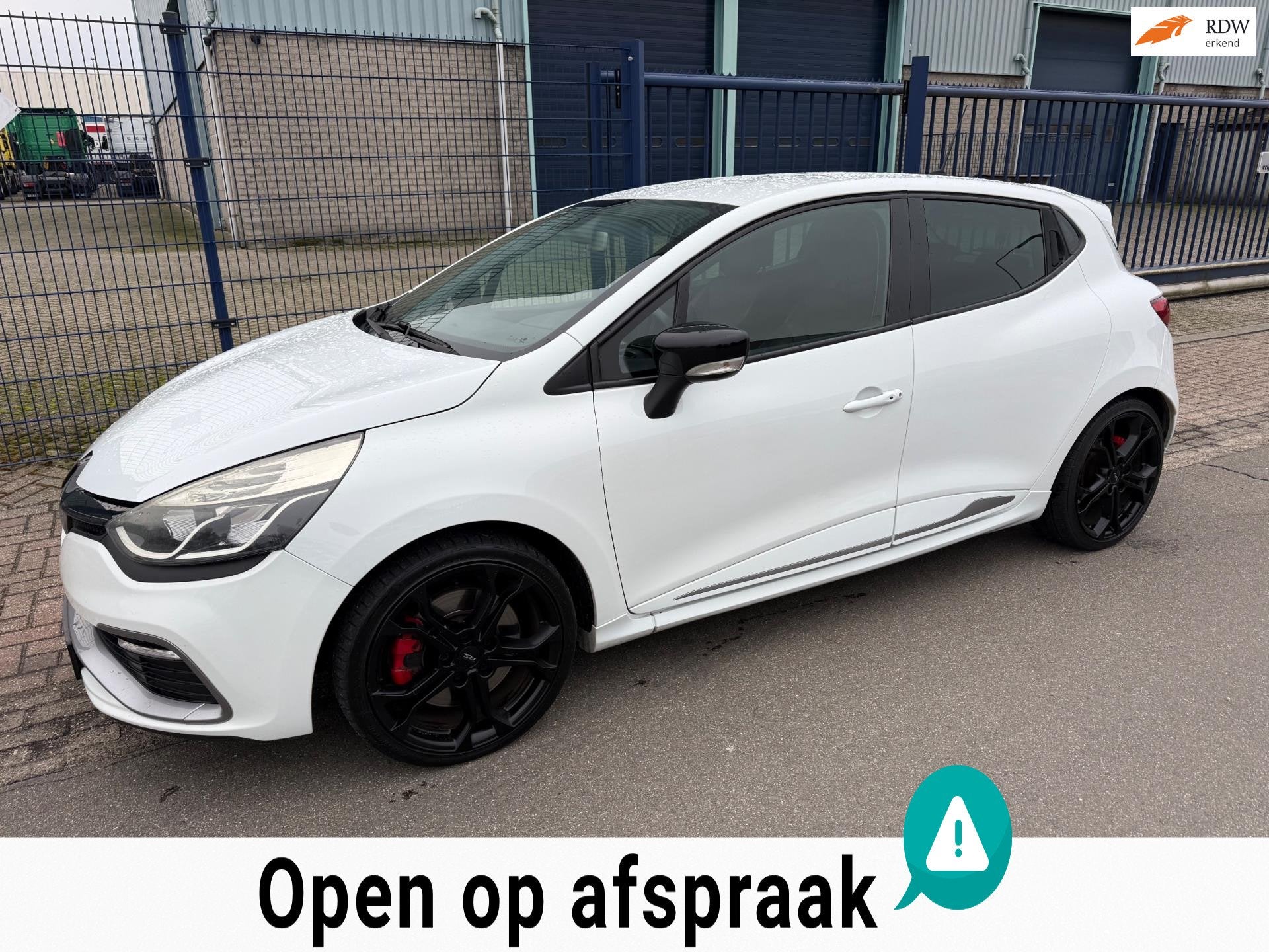 Renault Clio 1.6 R.S AUT. *CLIMA*LEER*18 INCH*UNIEK!, Euro 5, 1618 cc, Gebruikt, Zwart