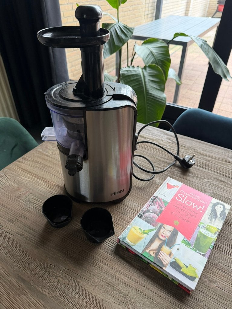 Princess Slowjuicer 200W met receptenboek, Ophalen of Verzenden, Slowjuicer