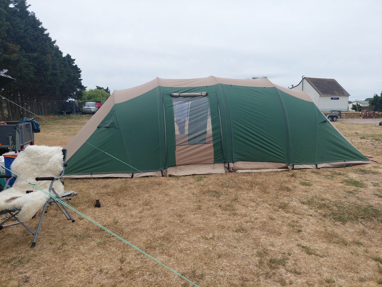 Falco Steenarend 6-persoons tent met luifel en binnententen, Caravans en Kamperen, Tenten, Ophalen