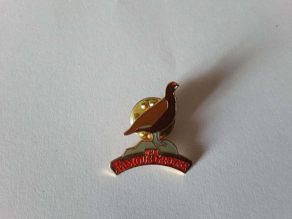 THE FAMOUS GROUSE pin, Verzamelen, Ophalen of Verzenden, Zo goed als nieuw, Gebruiksvoorwerp