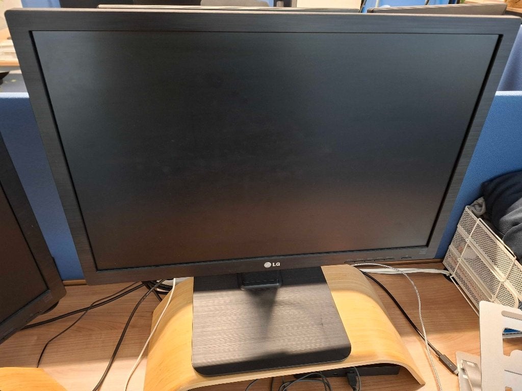 23x LG 24mb65py, Ophalen, IPS, DisplayPort, Lg