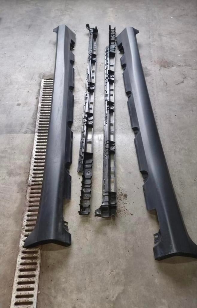 Mercedes X253 W253  Dorpelbeschermers/Side Skirts voor auto, Ophalen, Gebruikt, Bumper, Links