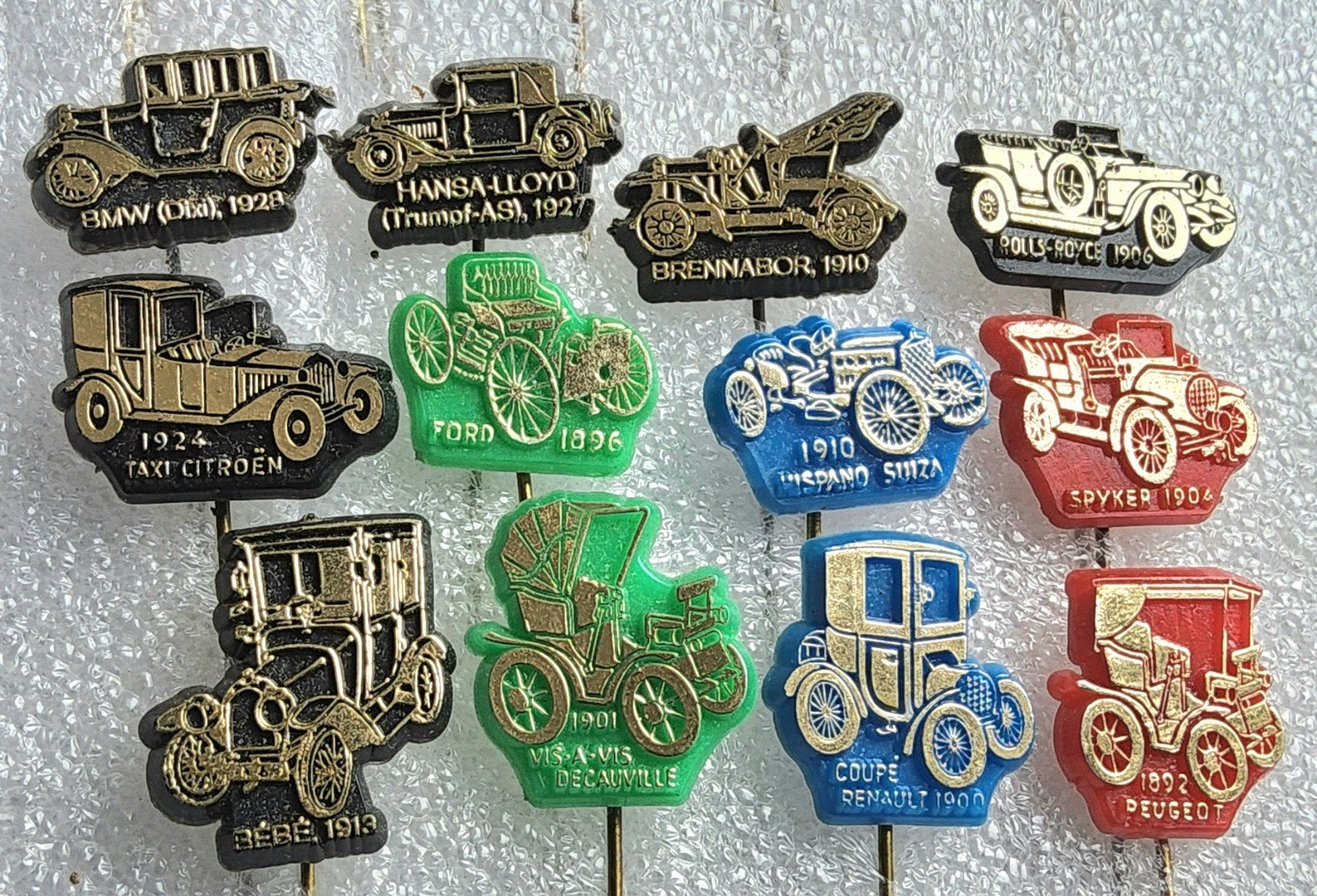 Set van 12 Vintage Auto Speldjes - Diverse Modellen, Ophalen of Verzenden, Gebruikt, Transport, Speldje of Pin