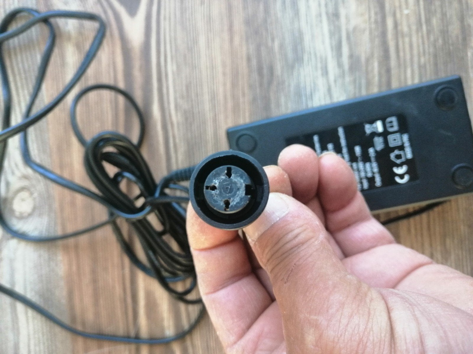 oplader electrische fiets 36Volt, Ophalen of Verzenden, Zo goed als nieuw