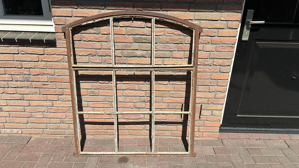 Gietijzeren raam, Ophalen, Gebruikt, 80 tot 120 cm, Overige typen