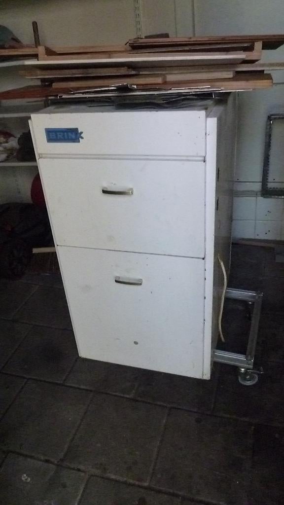 Brink indirect gestookte unit, Ophalen, Gebruikt, Minder dan 30 cm, Radiator
