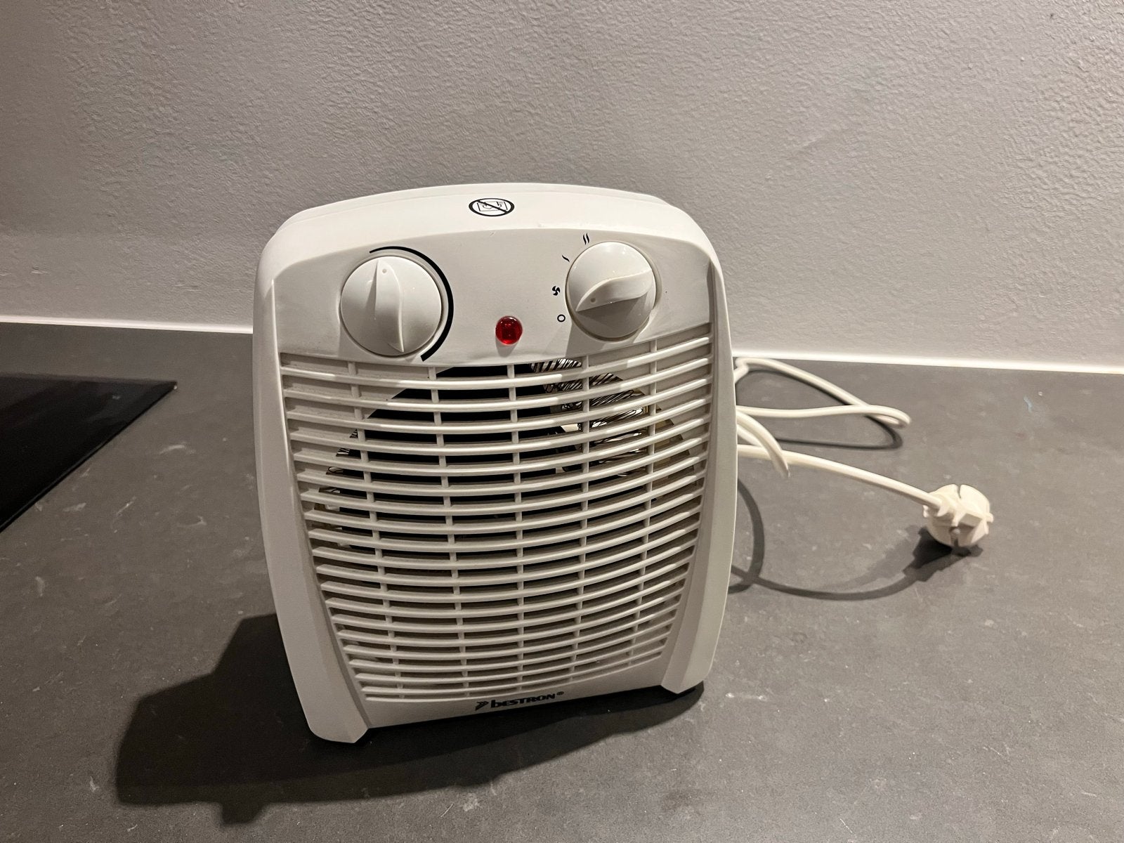 Compacte elektrische kachel/ventilator - Bestron, Witgoed en Apparatuur, Ventilatoren, Zo goed als nieuw, Overige, Ophalen of Verzenden