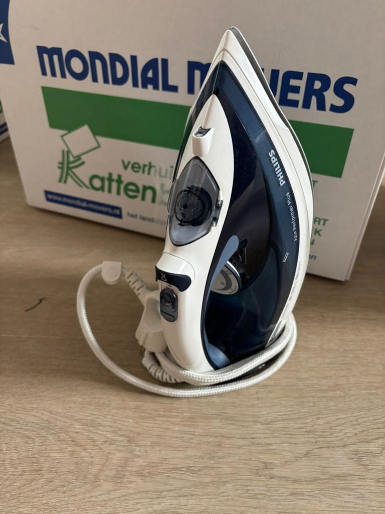 Strijkijzer te koop voor kleine prijs, Witgoed en Apparatuur, Strijkijzers en Strijkplanken, Ophalen, Gebruikt, Strijkijzer met snoer