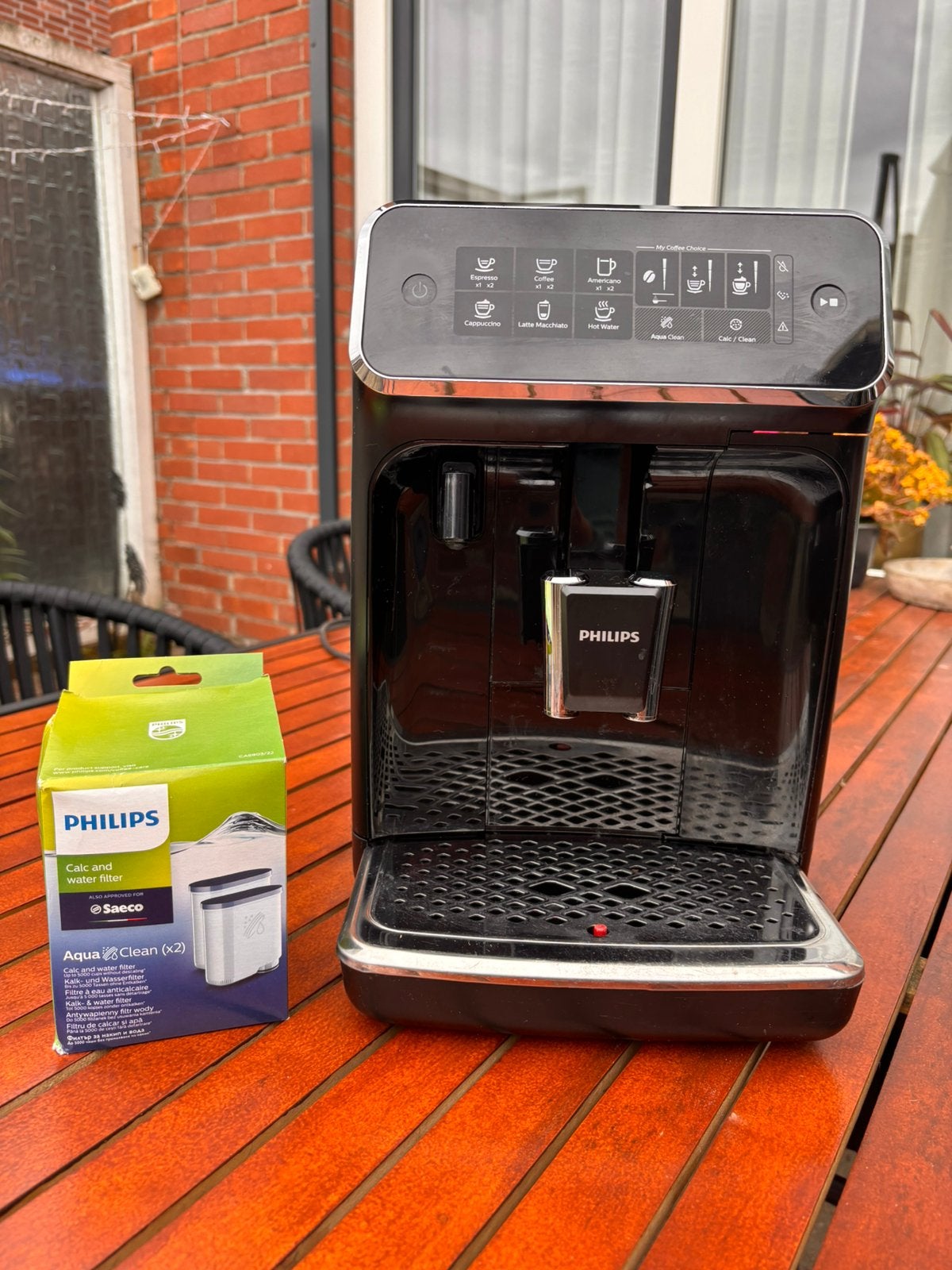 Philips EP3241 Volautomatische Espressomachine LatteGo, Witgoed en Apparatuur, Koffiezetapparaten, Afneembaar waterreservoir, Gebruikt