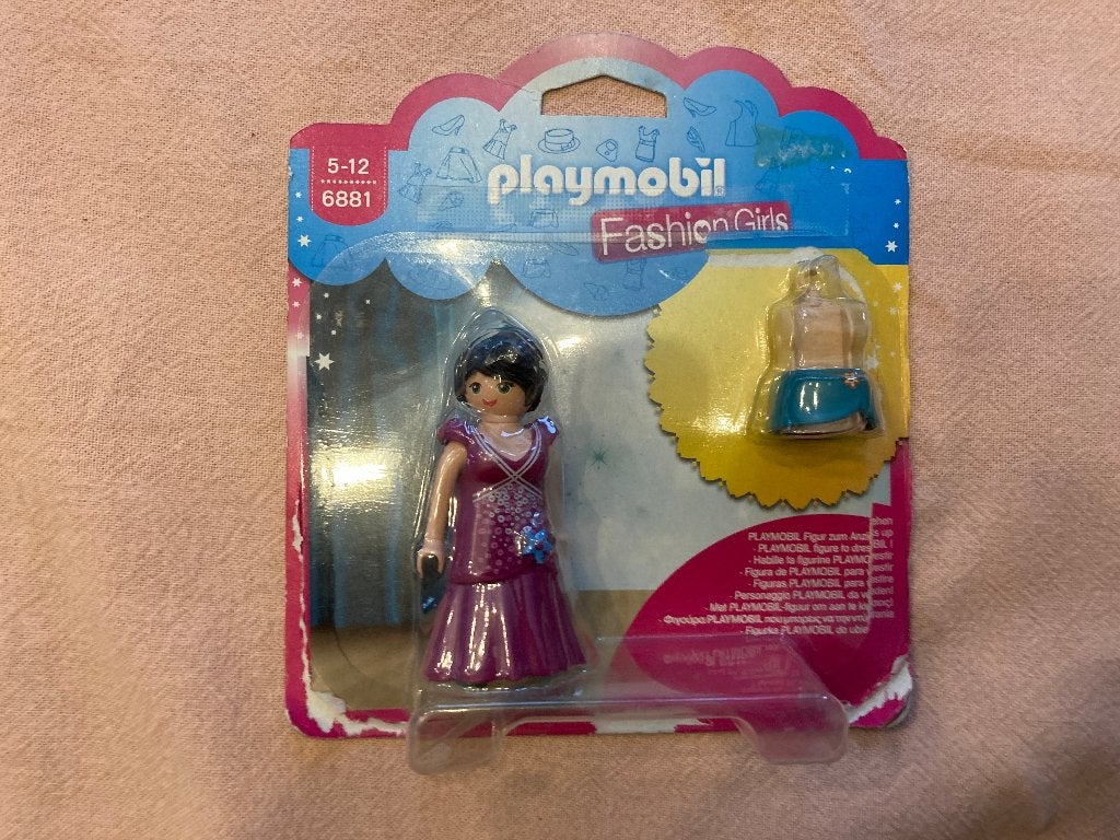 Playmobil 6881 poppetje met jurk en rokje set compleet doos!, Complete set, Ophalen of Verzenden, Zo goed als nieuw, Figuren
