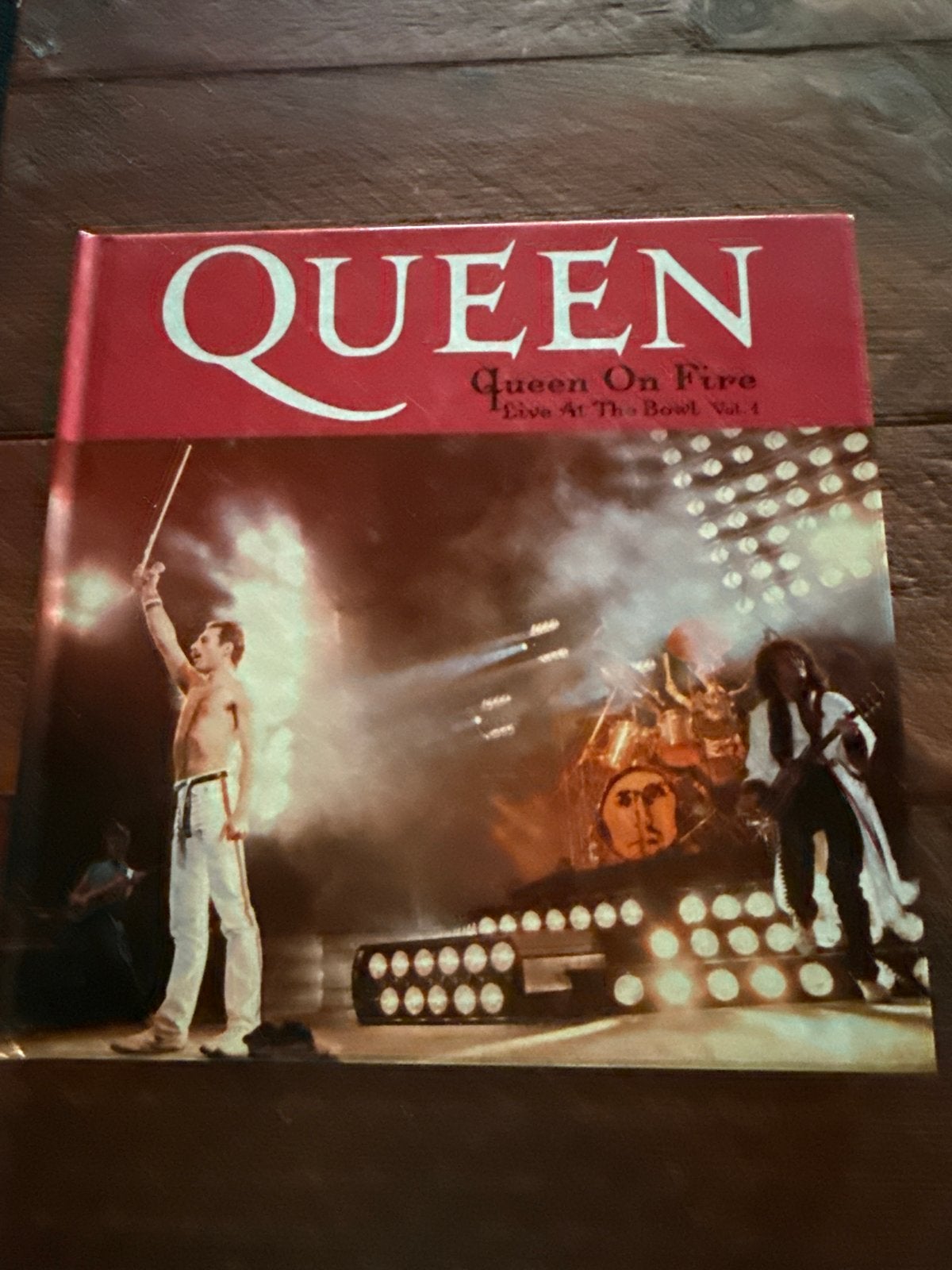 Queen On Fire - Live At The Bowl Vol. 1 DVD, Verzenden, Zo goed als nieuw, Rock, Inclusief doosje