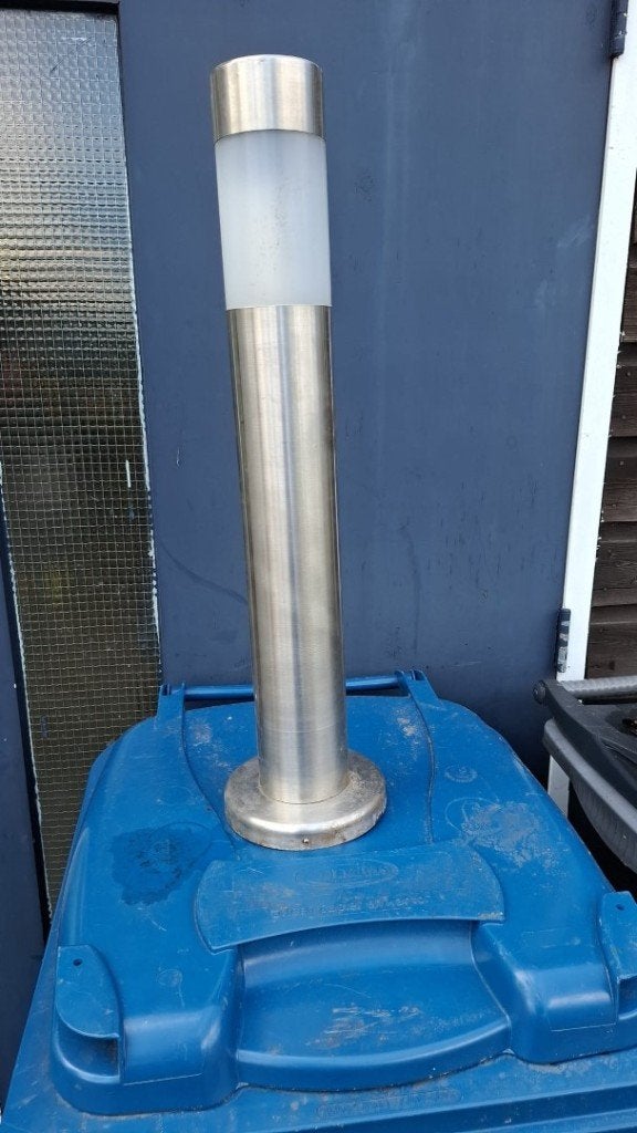 2x Staande Buitenlamp RVS, Gebruikt, Minder dan 50 watt, Ophalen of Verzenden, Netvoeding