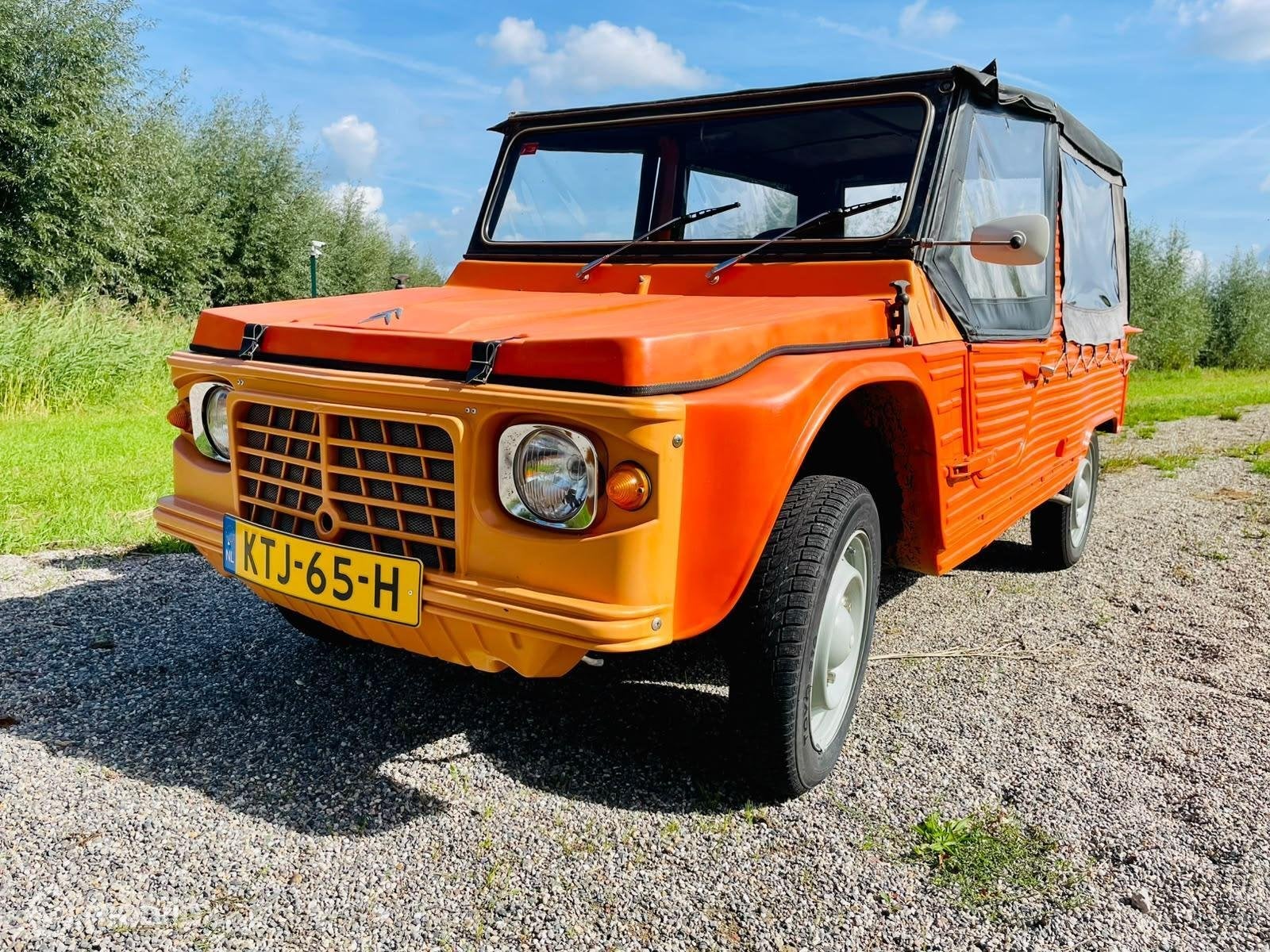 Mehari orange 4 pers. 03-1986 65.920 km | Import Spanje, Voorwielaandrijving, 31 pk, Overige modellen, Overige kleuren