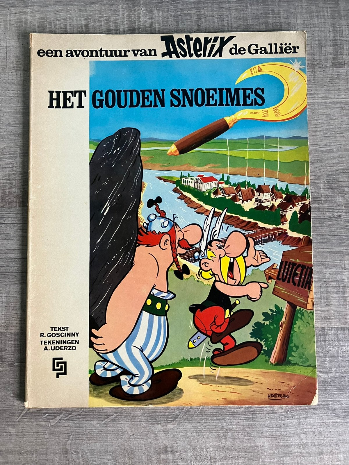 Een avontuur va Astrix de Galliër: Het gouden snoeimes, Boeken, Eén stripboek, Ophalen of Verzenden, Gelezen