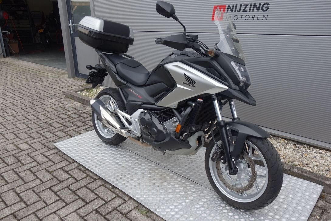 HONDA NC 750 X ABS (bj 2016), 2 cilinders, Bedrijf, Onbekend, Meer dan 35 kW